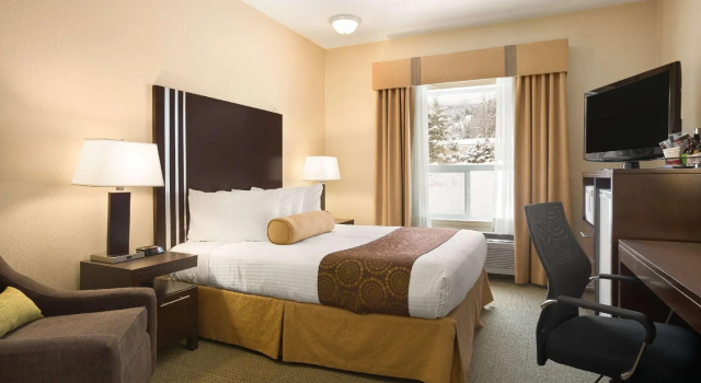 Двухместный номер Standard Ramada Golden