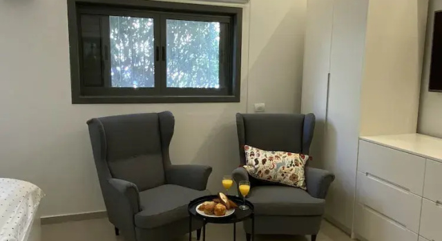 Апартаменты Cozy Apartment in the Heart of Tel Aviv