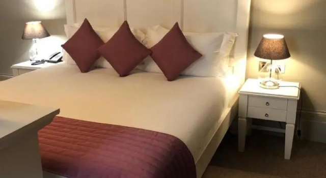Vanbrugh House Hotel
