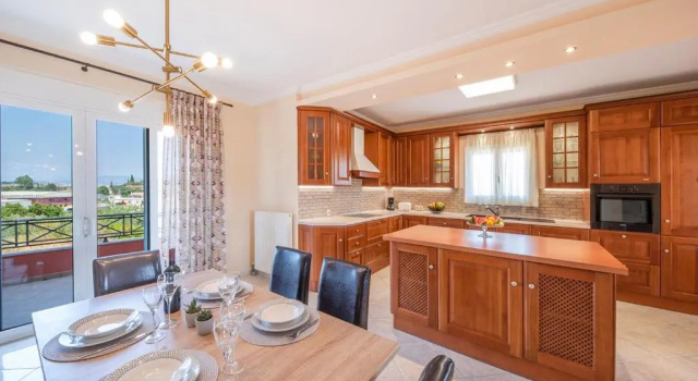 Апартаменты Kanali Hill House