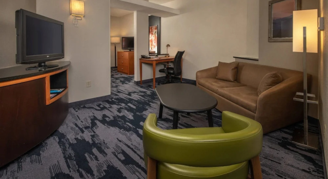 Двухместная студия с видом на город Fairfield Inn and Suites by Marriott Harrisonburg