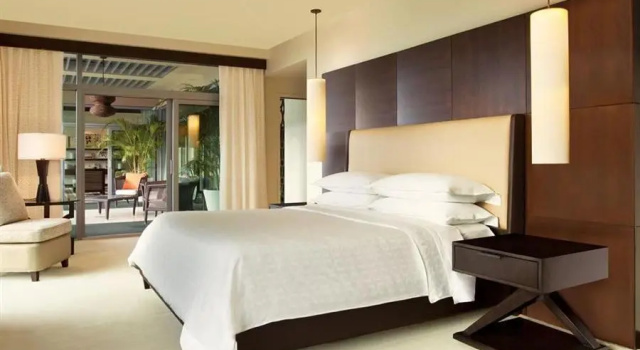 Четырёхместный номер Standard с видом на город Sheraton Puerto Rico Resort & Casino