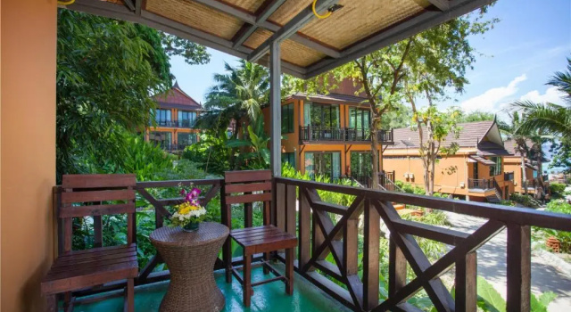 Двухместный номер Standard Phi Phi Long Beach Resort & Villa