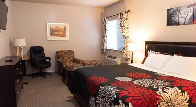 Двухместный люкс Deluxe Premium Inn and Suites