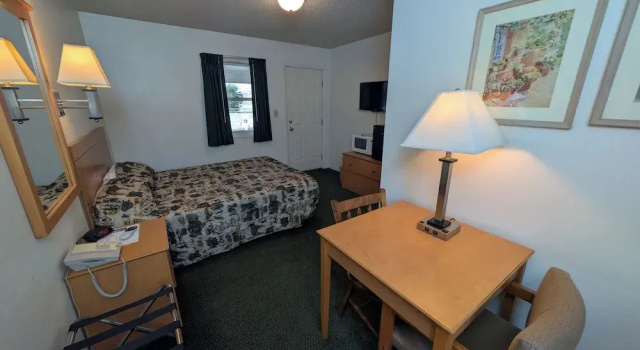 Трёхместный номер Standard Restwel Motel