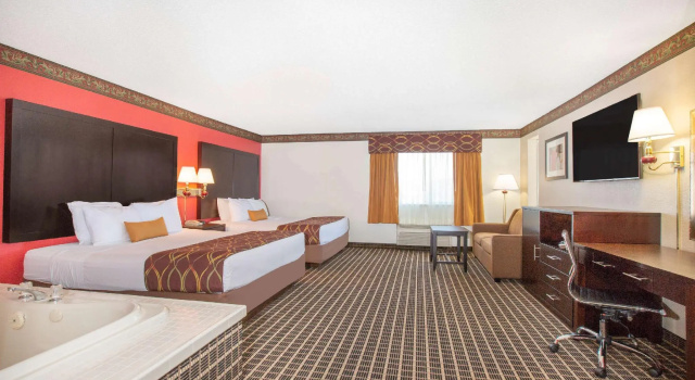 Люкс Superior Holiday Inn Express Redding North by IHG