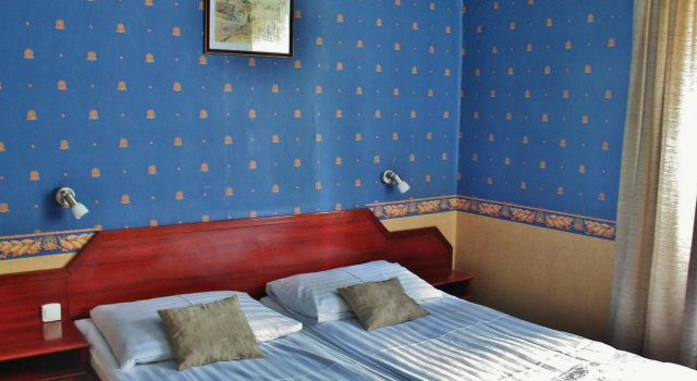 Трёхместный номер Standard Classic Hotel