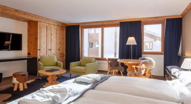 Полулюкс Boutique Hotel Cervus