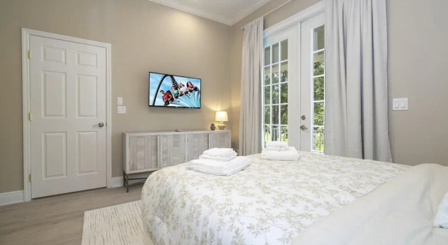 7516 Luxury Home 5BD Perfect for Your Family, Book Feriehus Reunion Florida