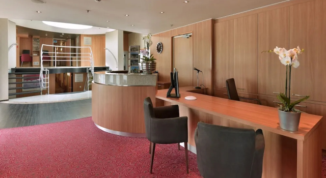 Hotelships Holland - HS Leonora - Messe, Забронировать Отель Хафен Дюссельдорф