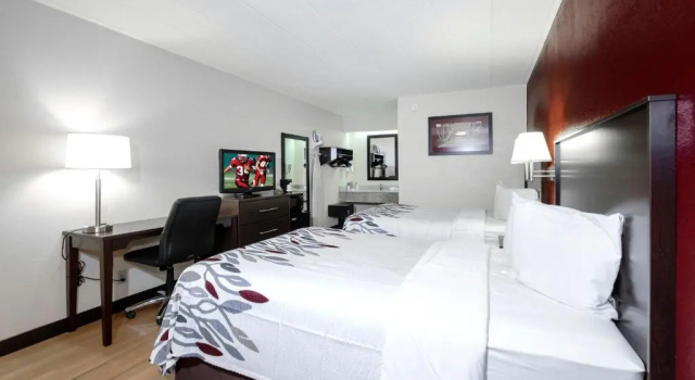 Четырёхместный номер Deluxe Red Roof Inn Cleveland - Medina