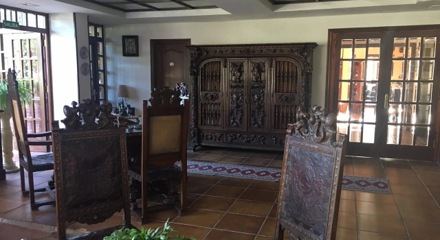 Hotel Montes Blancos, Забронировать Отель Отели Valdezcaray с бассейном, Бассейн