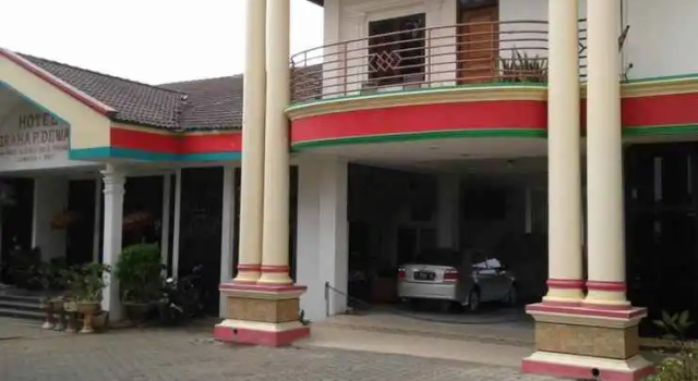 Graha Dewata Hotel Juwana, Брондау Қонақ үй Pati Central Java