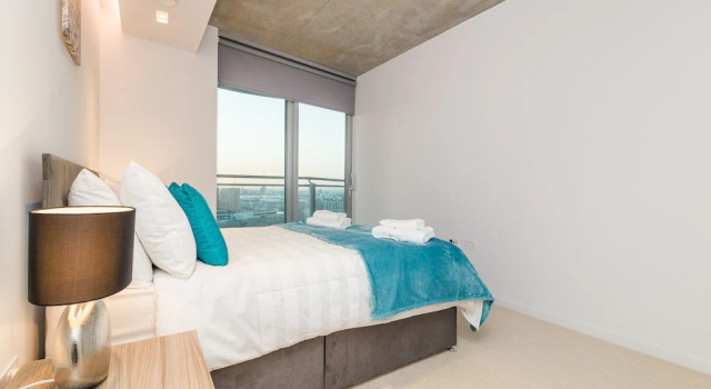 Апартаменты Luxury c 1 комнатой с балконом и с видом на город Excel Lux Apartment