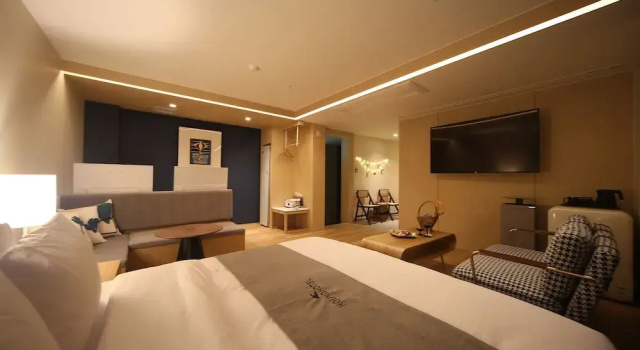 Номер Standard Dongnae Hound Hotel Sajik Minam Station