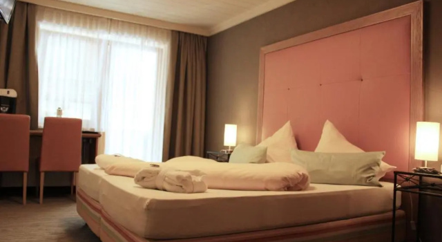 Номер Comfort Das Alpenwelt Resort