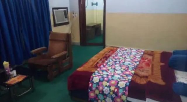 Hotel Sunny, Забронировать Отель Гарфальбари 