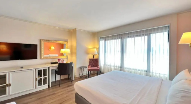 Трёхместный номер Superior Grand China Bangkok