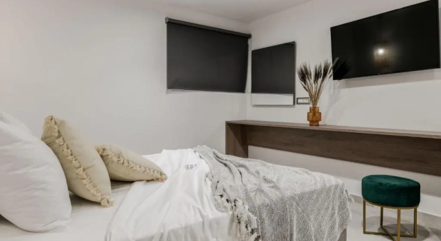 Lagoon Luxury Suites, Забронировать Отель Отели Василикос с бассейном, Бассейн