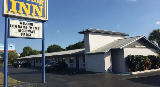 Sebring Inn