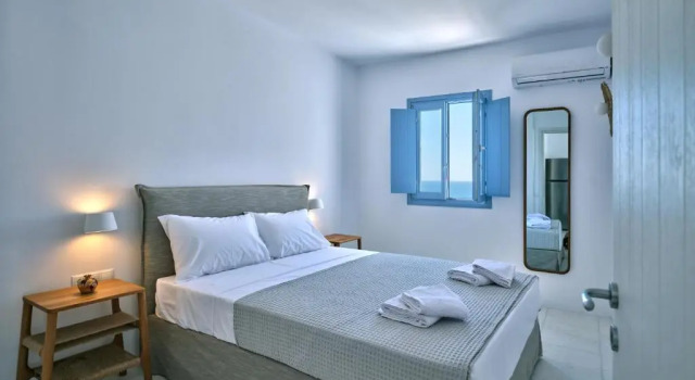 Etherio Apartment III, Забронировать Апартаменты/квартира Отели Писо-Ливади с бассейном, Бассейн