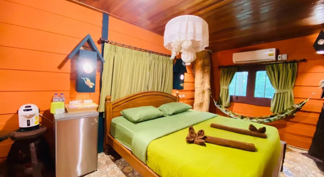 Бунгало Standard Khao Sok Tree House Resort