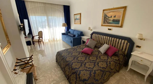 Полулюкс Bougainville Luxury Boutique Hotel