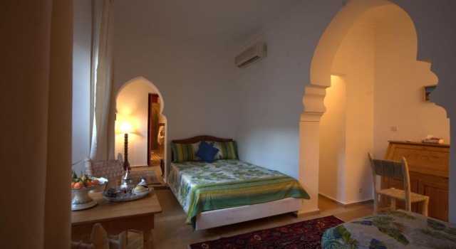 Полулюкс с видом на бассейн Riad Aventurine