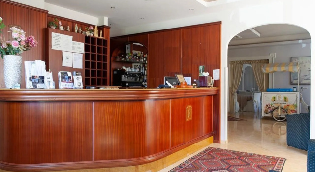 Sammartano Hotel