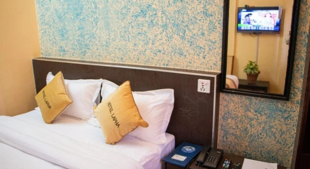 Hotel Lapha, Забронировать Отель Отели Катманду 3 звезды, 3*