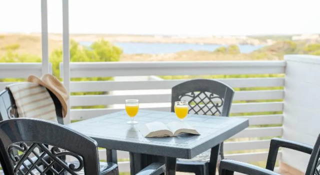 Апартаменты с балконом и с видом на море Apartamentos Las Pérgolas