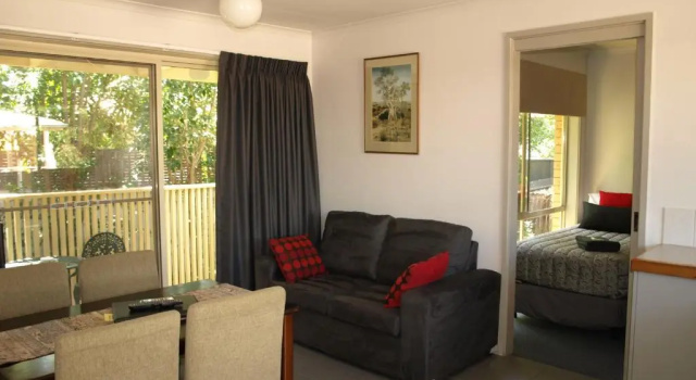 Апартаменты Old Coach Motor Inn Echuca