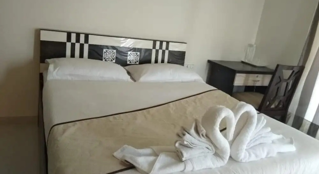 Sea View Room With Reasonable Price In Parel