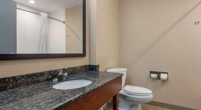 Двухместный люкс SureStay by Best Western Marion