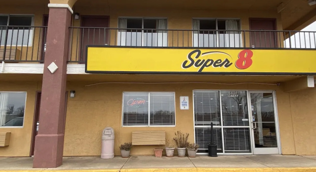 Super 8 Oklahoma City East - Midwest City, Забронировать Отель Оклахома-Сити Оклахома