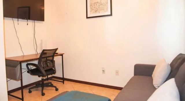 Апартаменты 3BD 2BT Town Suite Minutes Away Medical Center