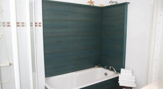 Четырёхместный номер Standard с видом на море Hotel Le Suroit