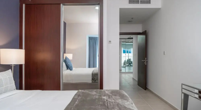 HiGuests - Elite Residence, Забронировать Апартаменты/квартира Отели Эмирата Дубая с парковкой, рядом с Собха Риэлти, Парковка