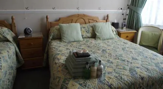 Ginnie's Guesthouse, Забронировать Отель Клиторпс Линкольншир