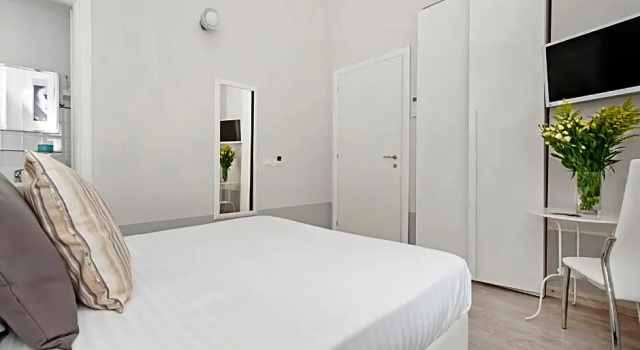 Номер Economy White Rooms Colosseo