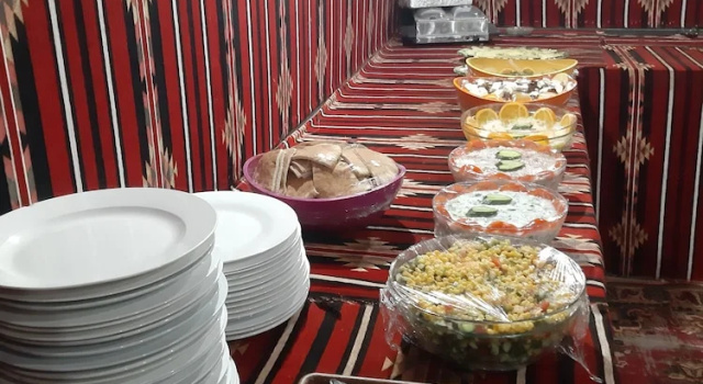 Standard Dreier Familie Zimmer mit Bergblick Wadi Rum Firecamp