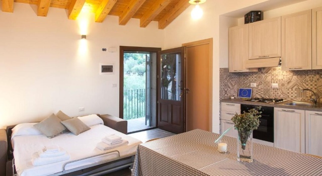 Апартаменты Цокольный этаж EcoAgriturismo Notti Stellate Etna Mare