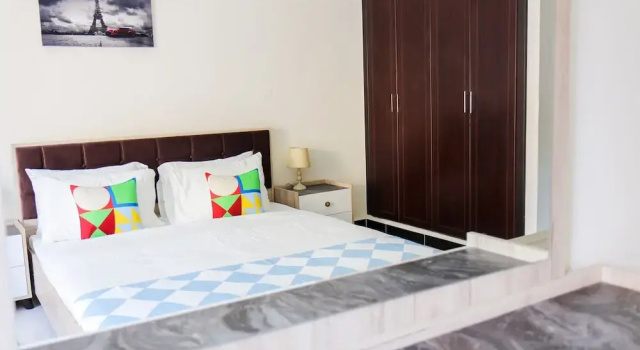 Апартаменты Standard Studio Apartment in Knightbridge Court