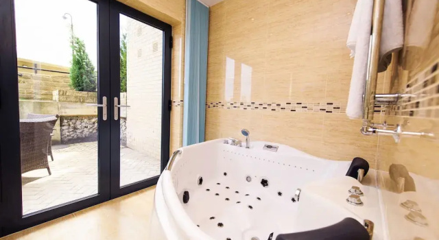 Номер Luxury The Sands Sea Front Apartments