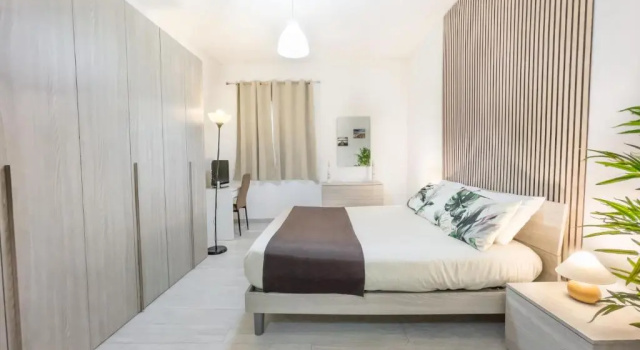 Demetra Seafront Apartment - Parking & Pool, Book Lejlighed Castel Volturno Lejligheder, Lejlighed