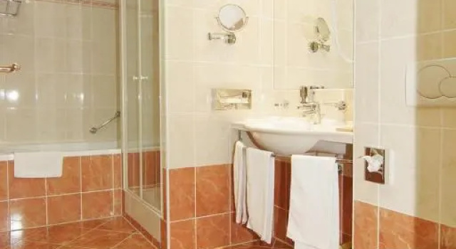 Люкс Hotel Meridijan