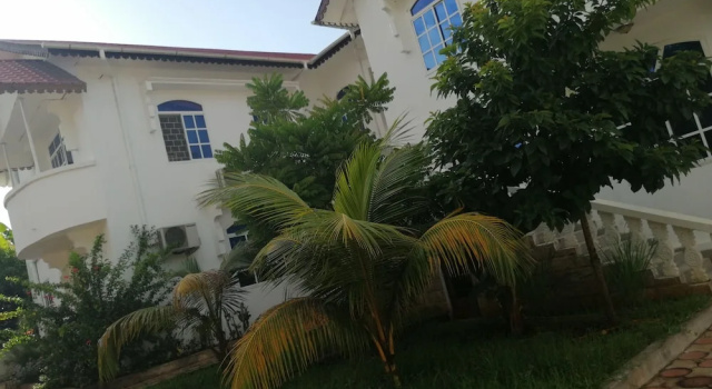 Salhiya Lodge - Hostel, Забронировать Хостел Бубубу Magharibi
