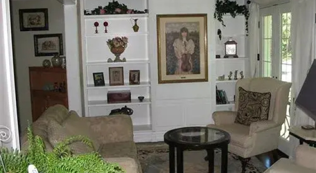 Le Papillon B&B, Забронировать Отель Отели Niagara Falls and Wine Country с парковкой, Парковка