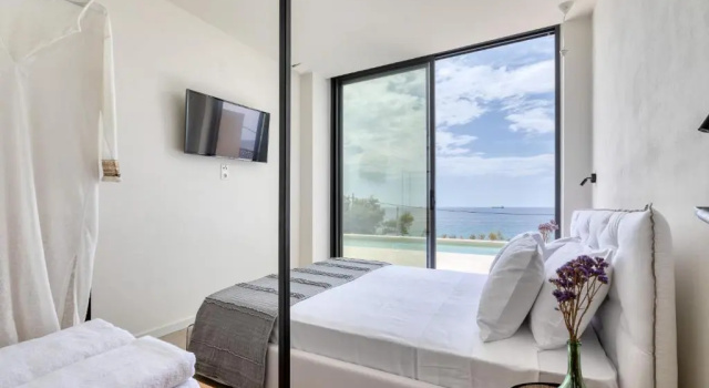 Вилла с видом на море \S CAVE VILLAS SEASIDE KARYSTOS