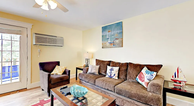 New 1br  W/ Water-view Deck 1 Bedroom Condo, Брондау Пәтер Edgecomb Мэн